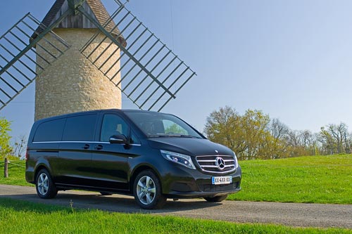 Location de voiture VIP avec chauffeur Mercedes-Benz à Bordeaux en Gironde