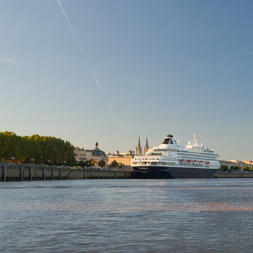 The Garonne - Cruise in Bordeaux